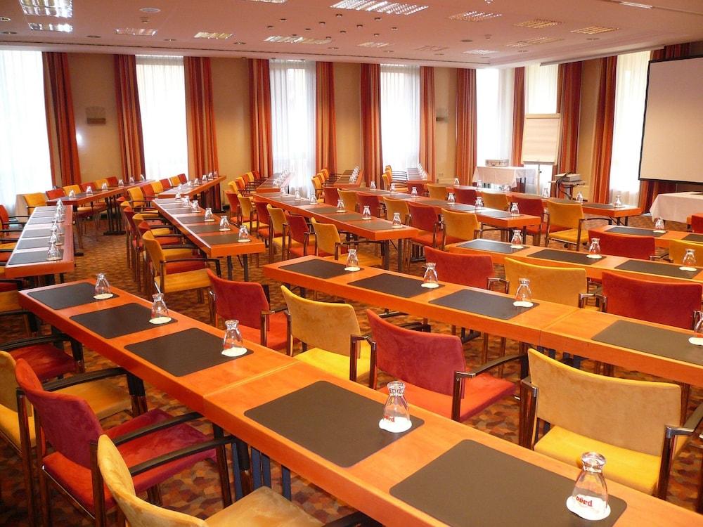 Trans World Hotel Donauwelle 린츠 외부 사진