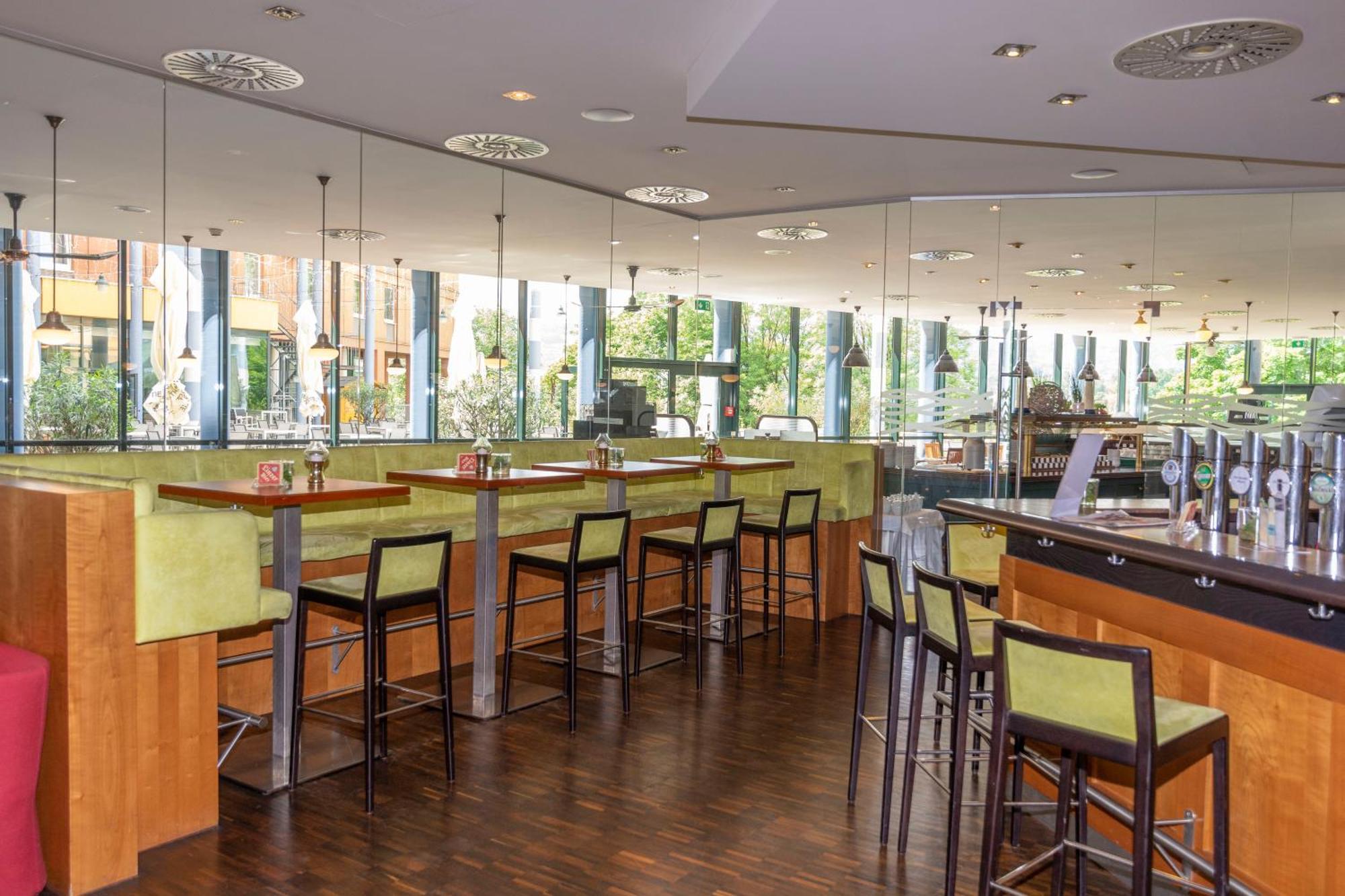 Trans World Hotel Donauwelle 린츠 외부 사진