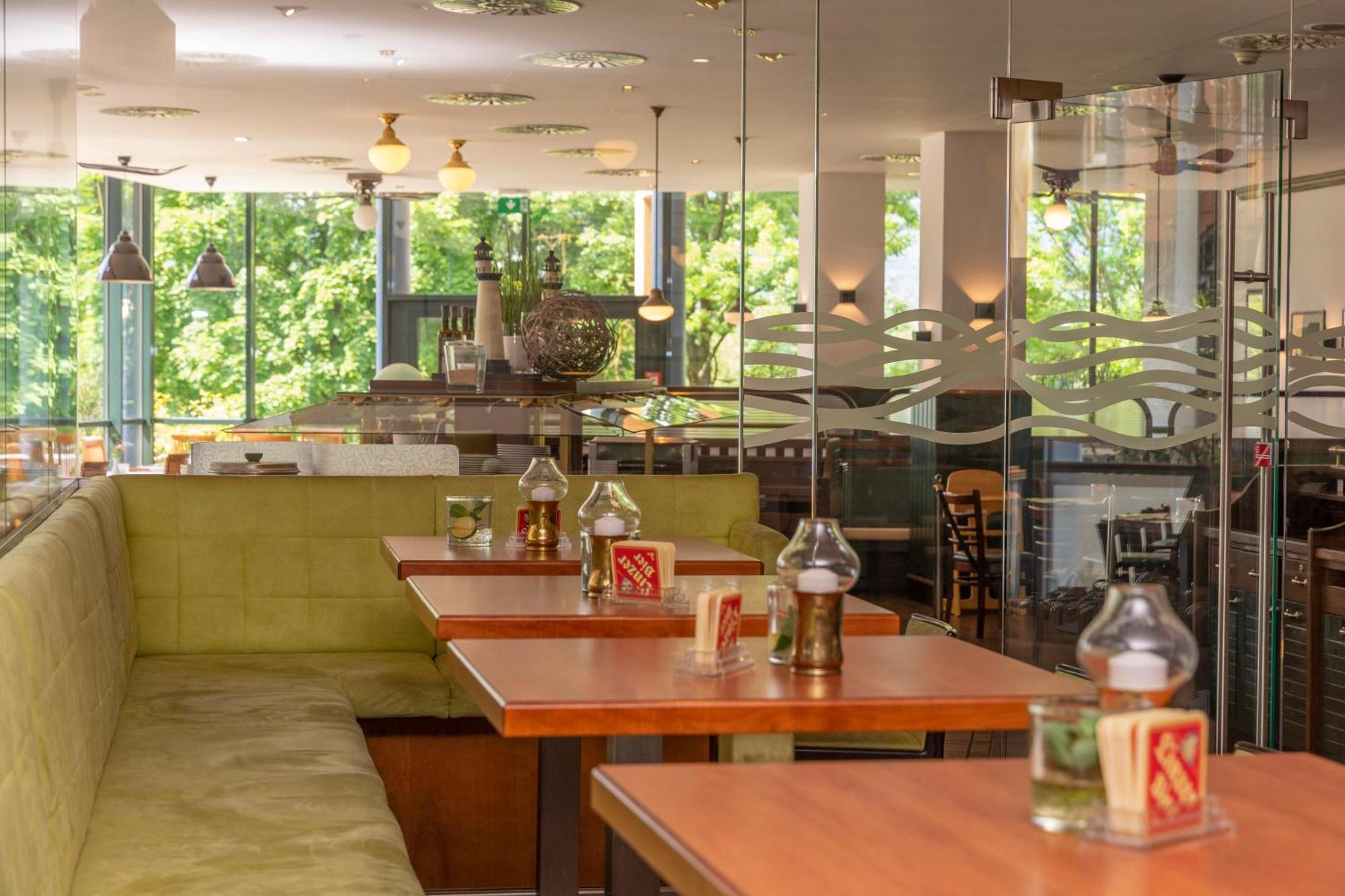 Trans World Hotel Donauwelle 린츠 외부 사진