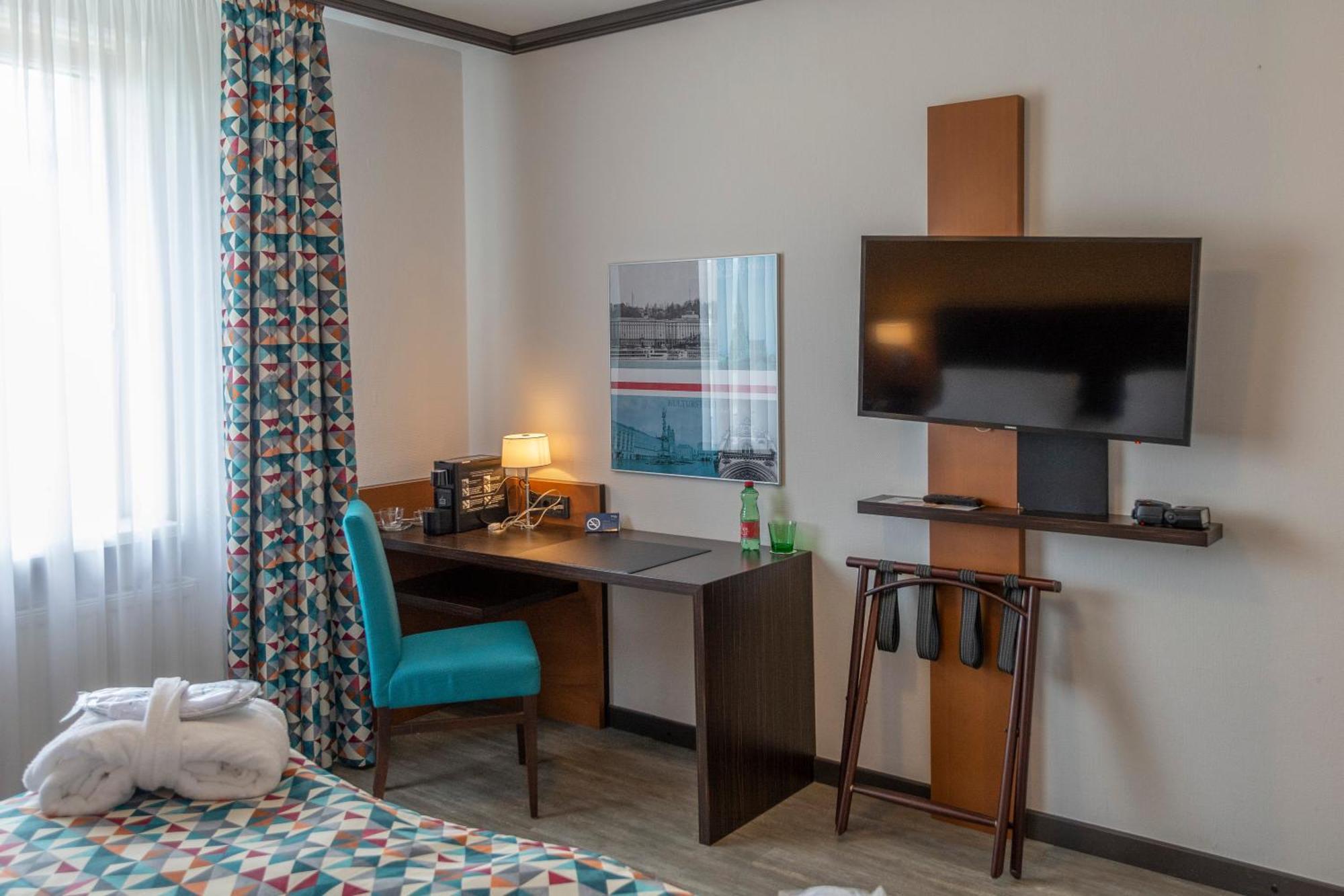 Trans World Hotel Donauwelle 린츠 외부 사진