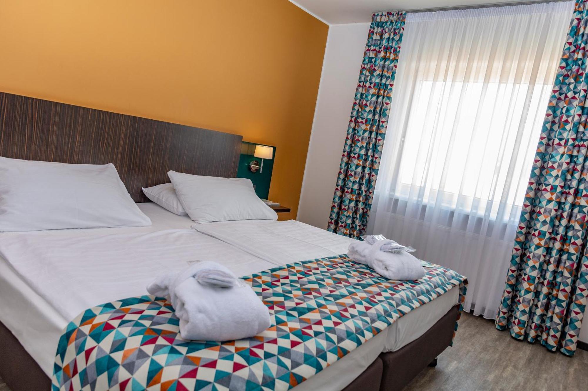 Trans World Hotel Donauwelle 린츠 외부 사진